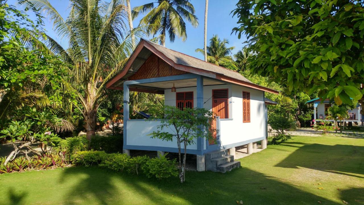 New Raya - Nias Beach Bungalows Lagudri Exterior foto